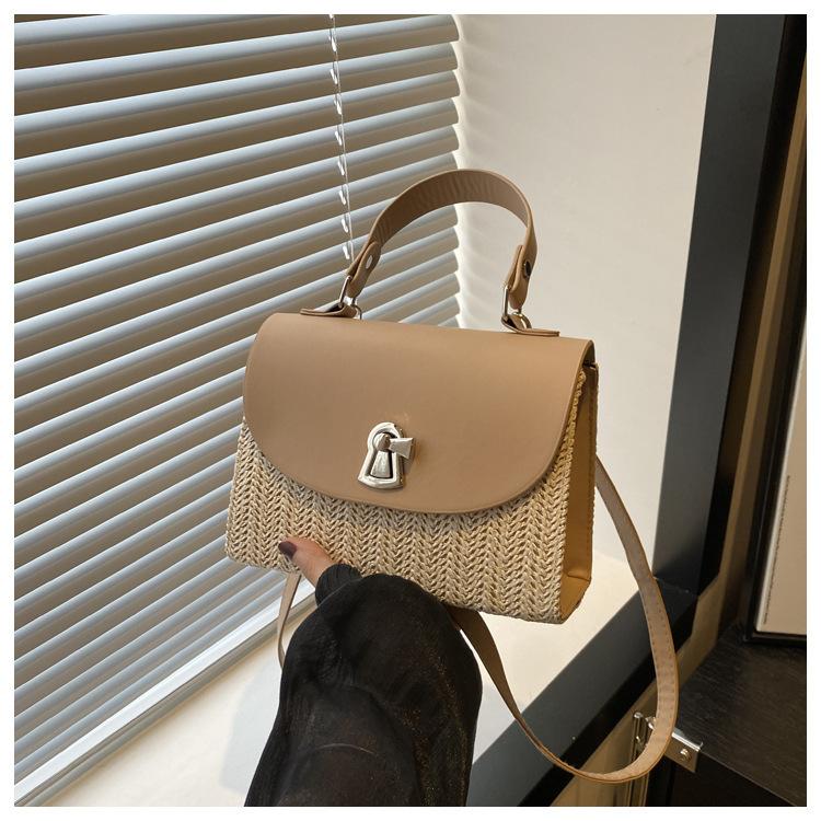 Woven splicing fashionable personalized lock 2025 foreign style summer new straw crossbody shoulder portable small square women s bag хаки
Woven splicing fashionable personalized lock 2025 foreign style summer new straw crossbody shoulder portable small square women s bag хаки