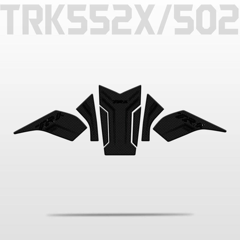 Benelli TRK502X Набір захисних протиковзких наклейок на бак
Benelli TRK502X Набір захисних протиковзких наклейок на бак