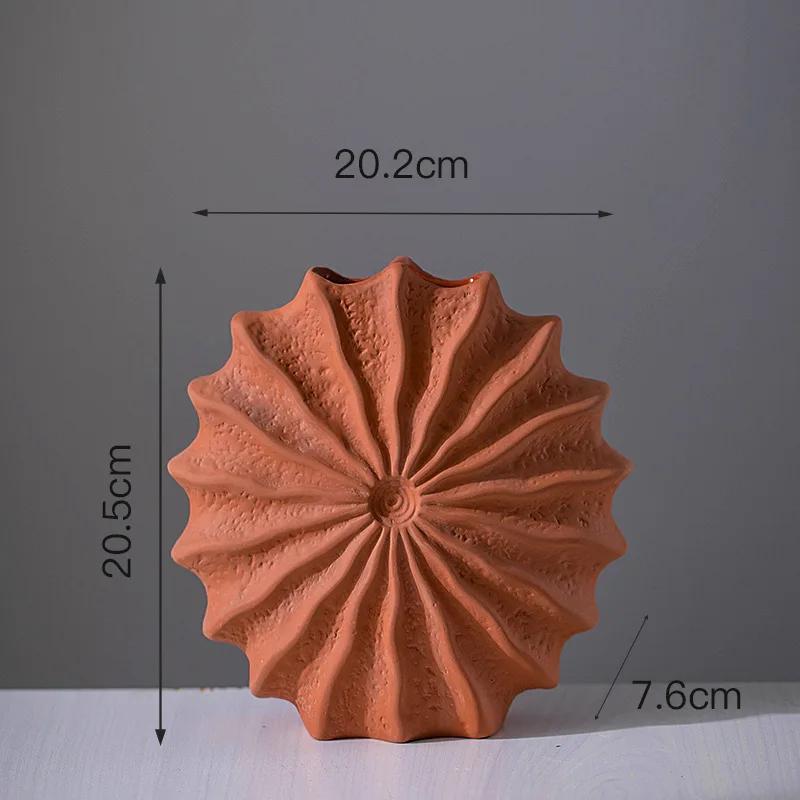 Minimalism Shell Shaped Ceramic Vase Hydroponics Floral Vases Orange Conch Flowers Pots Flower Arrangement Desk Decoration
Minimalism Shell Shaped Ceramic Vase Hydroponics Floral Vases Orange Conch Flowers Pots Flower Arrangement Desk Decoration