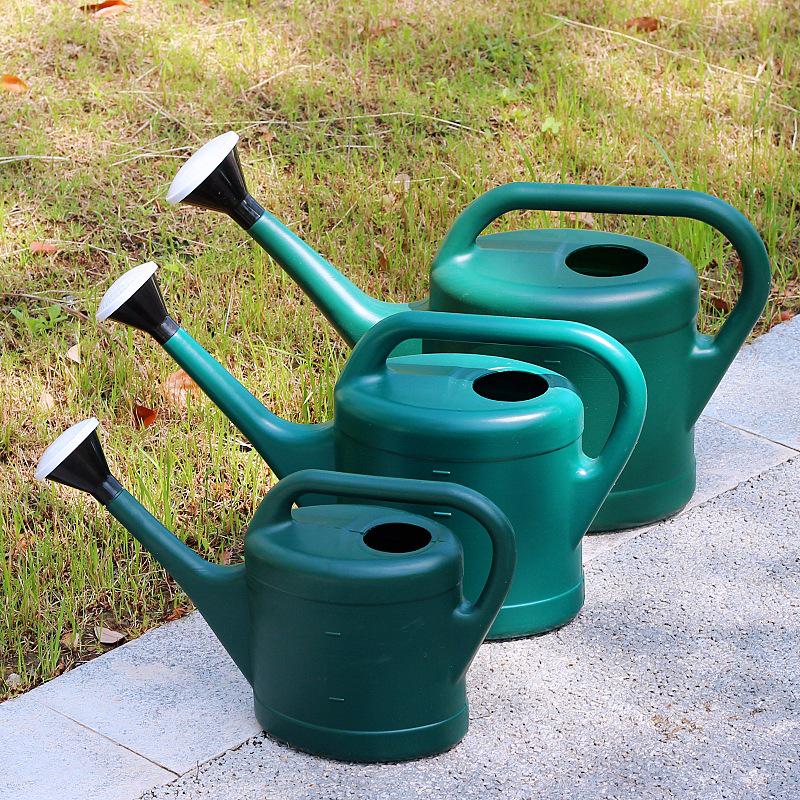 3-10L Large Capacity Plastic Watering Can with Long Spout for Home and Garden Use
3-10L Large Capacity Plastic Watering Can with Long Spout for Home and Garden Use