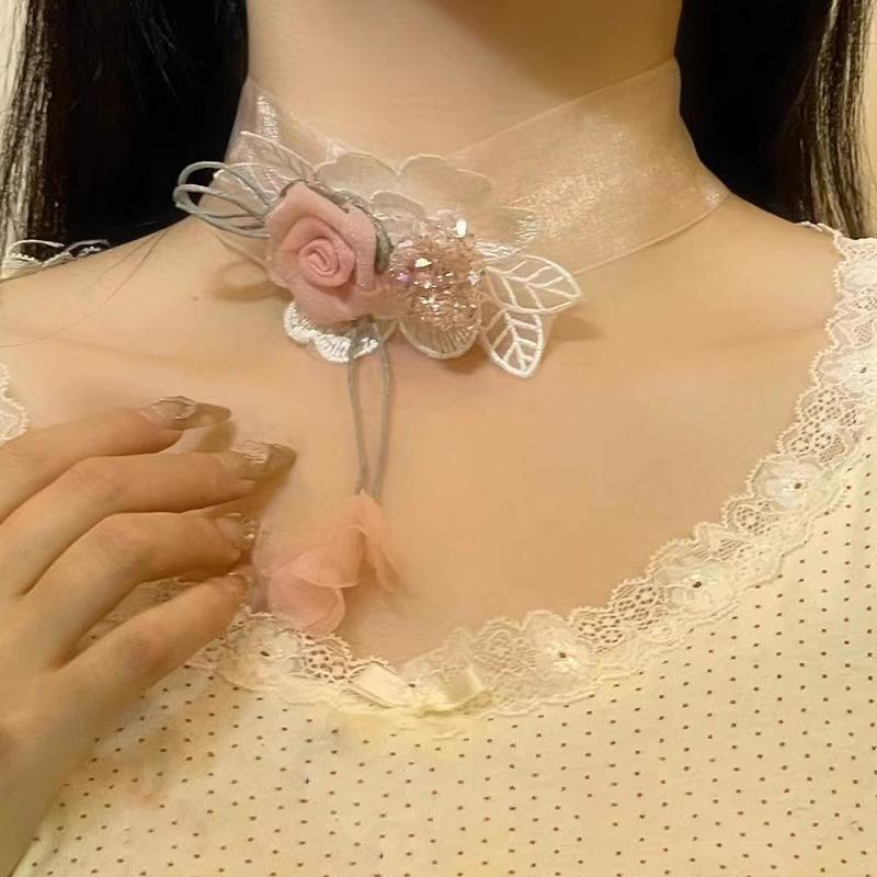 Mesh three-dimensional chiffon flower crystal pendant necklace sweet super fairy design necklace fashion temperament strap neck chain women
Mesh three-dimensional chiffon flower crystal pendant necklace sweet super fairy design necklace fashion temperament strap neck chain women