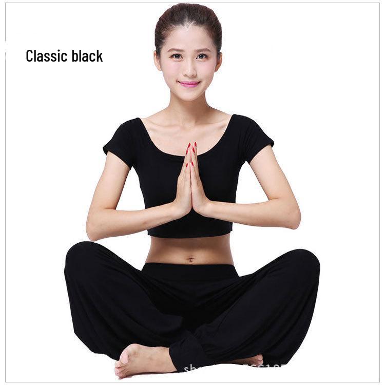 Женский летний комплект для йоги больших размеров: Топ с коротким рукавом и брюки-фонарики для фитнеса, бега, танцевальных тренировок 4XL чёрный
Женский летний комплект для йоги больших размеров: Топ с коротким рукавом и брюки-фонарики для фитнеса, бега, танцевальных тренировок 4XL чёрный