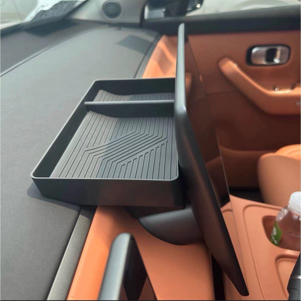 Fits Leapmotor C10/C16: 24-26 Car Storage Box with Foldable Handle for Center Console Screen
Fits Leapmotor C10/C16: 24-26 Car Storage Box with Foldable Handle for Center Console Screen