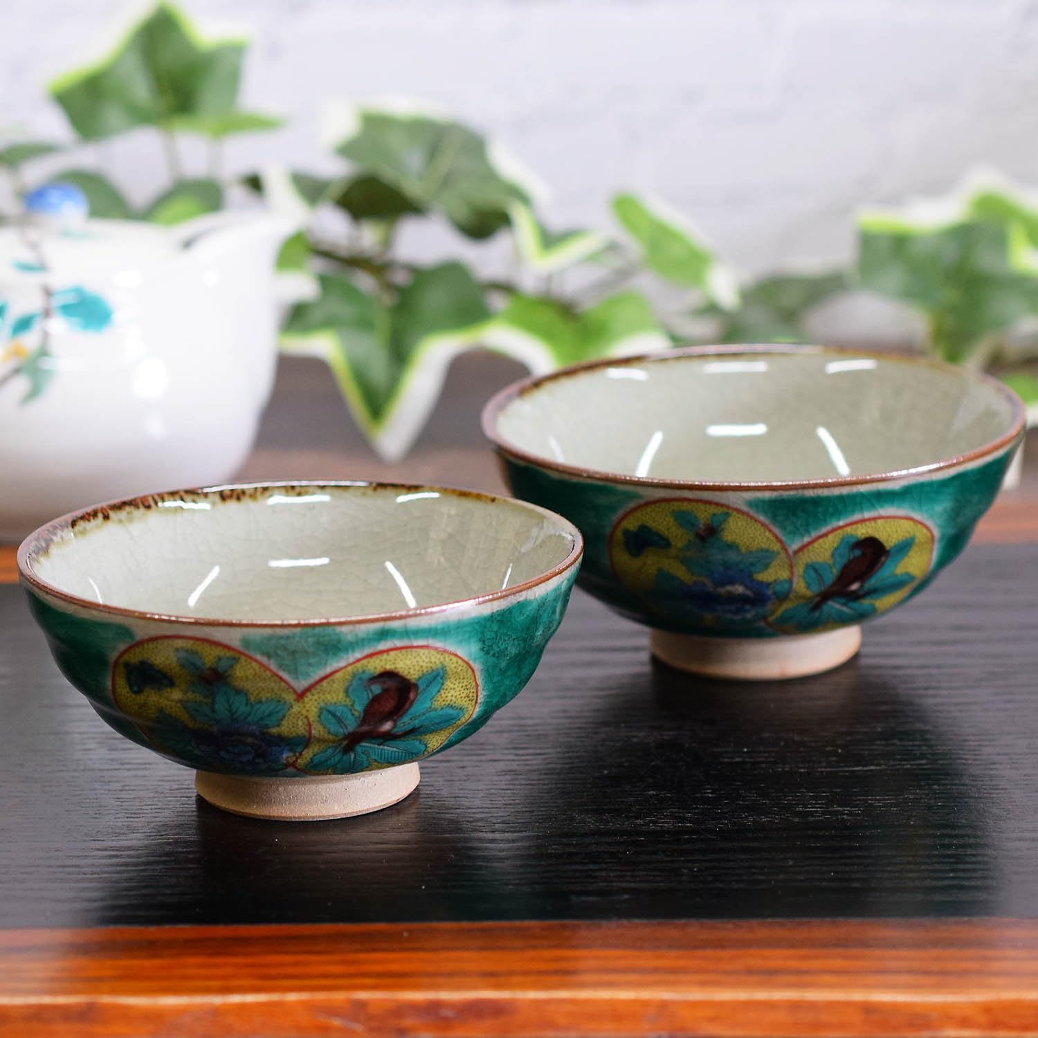 Waza no Kura Pair Rice Bowls - Stylish Japanese Tableware - Kutani Ware Couple s Rice Bowls - Green Circle Pattern - High-Quality Ceramic Tableware -
Waza no Kura Pair Rice Bowls - Stylish Japanese Tableware - Kutani Ware Couple s Rice Bowls - Green Circle Pattern - High-Quality Ceramic Tableware -