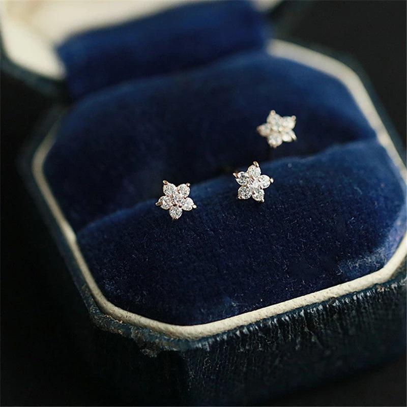 S925 Sterling Silver Star Diamond Earrings - Sweet, Fresh, and Elegant. 925 Silver
S925 Sterling Silver Star Diamond Earrings - Sweet, Fresh, and Elegant. 925 Silver