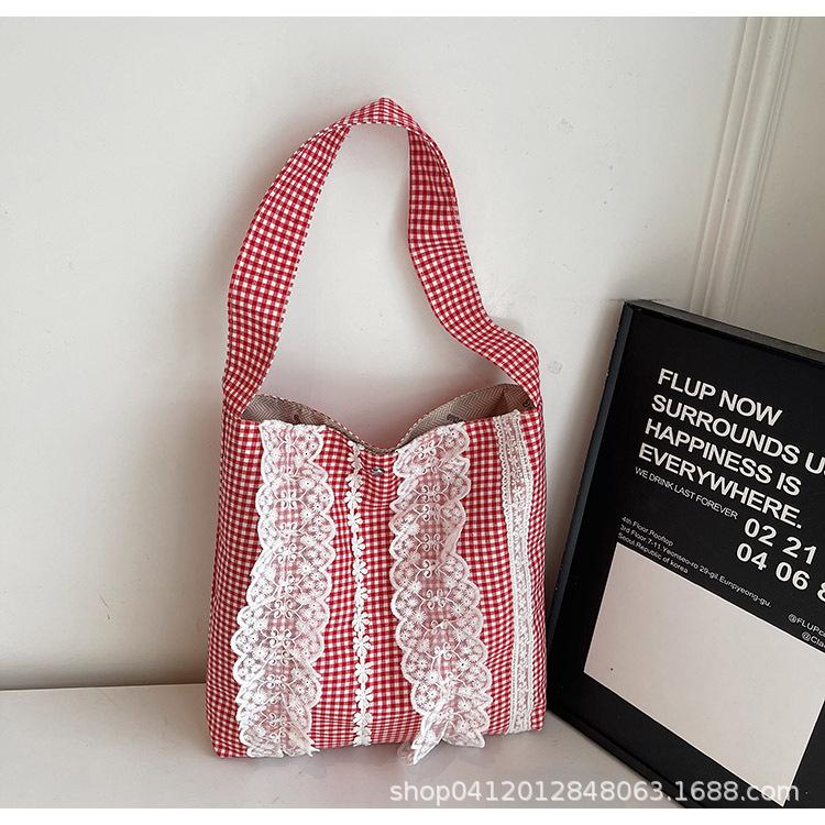 Клетчатая кружевная холщовая сумка женская летняя большой вместимости для поездок на работу и отдыха, универсальная маленькая свежая на плечо, подмышку, сумка-тоут красный