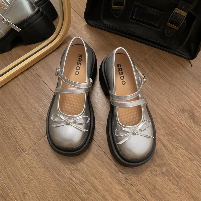 French thick high-heeled Mary Jane single shoes women s 2025 summer new small jk single shoes platform silver small leather shoes 40 серебряный
French thick high-heeled Mary Jane single shoes women s 2025 summer new small jk single shoes platform silver small leather shoes 40 серебряный