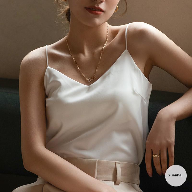 Женская летняя майка на бретелях с нагрудными вкладышами - Белый дым, Синий - Стильный дизайн спины Pure White
Женская летняя майка на бретелях с нагрудными вкладышами - Белый дым, Синий - Стильный дизайн спины Pure White