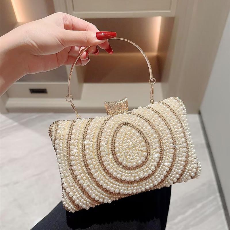 2025 New Fashion Luxury Handmade Wedding Evening Bag Chain Shoulder Bag Full Beaded Clutch Bag Ladies Pearls Diamonds Handbags
2025 New Fashion Luxury Handmade Wedding Evening Bag Chain Shoulder Bag Full Beaded Clutch Bag Ladies Pearls Diamonds Handbags