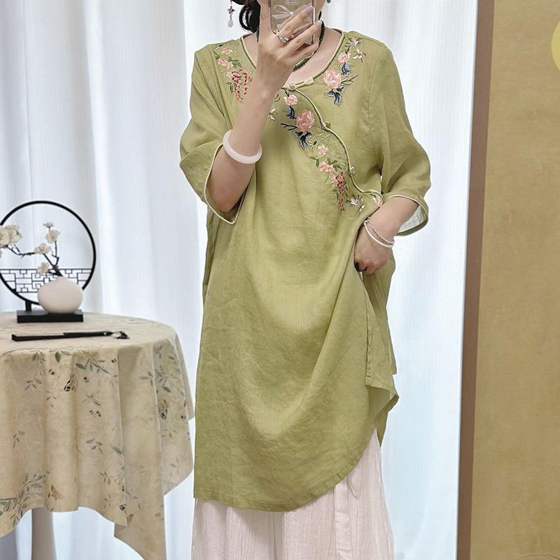 women new chinese style floral embroidery linen dress round collar frog button three-quarter sleeve casual loose fit midi dress M зелений
women new chinese style floral embroidery linen dress round collar frog button three-quarter sleeve casual loose fit midi dress M зелений