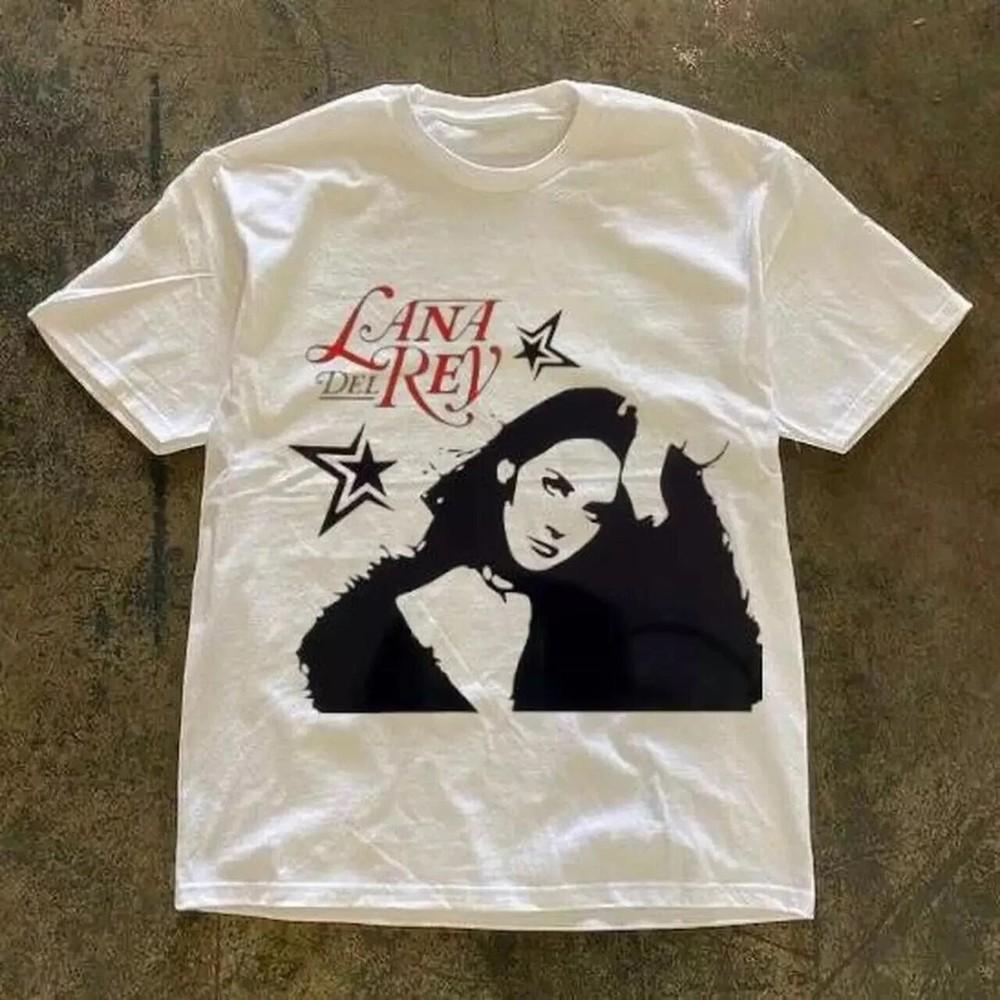 Футболка Lana Del Rey с коротким рукавом, хлопковая футболка, размеры от S до 5XL, унисекс футболка XL
Футболка Lana Del Rey с коротким рукавом, хлопковая футболка, размеры от S до 5XL, унисекс футболка XL