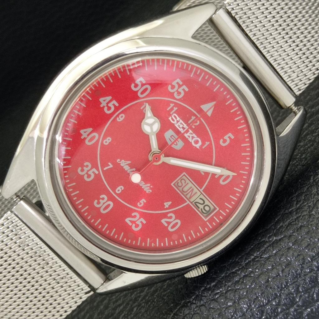 Б/У винтажные мужские часы SEIKO 5 AUTOMATIC 7009A из Японии с красным циферблатом a434253-2 R120-a434253
Б/У винтажные мужские часы SEIKO 5 AUTOMATIC 7009A из Японии с красным циферблатом a434253-2 R120-a434253