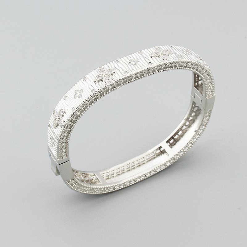 2026 Brushed craft court style geometric shape bracelet female retro hollow niche Resizable
2026 Brushed craft court style geometric shape bracelet female retro hollow niche Resizable
