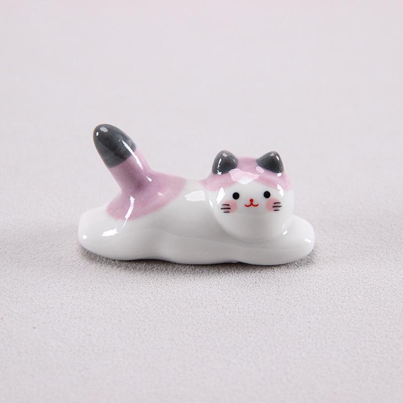 Ceramic Lucky Cat Chopstick and Pen Holder Ornament
Ceramic Lucky Cat Chopstick and Pen Holder Ornament