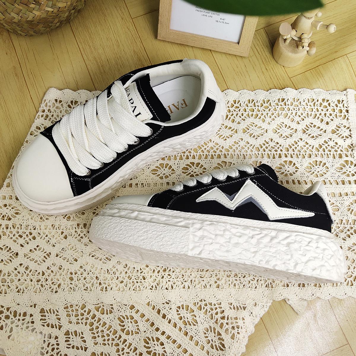 2025 осень новая мода мальчики борцовки пара повседневная обувь тренд универсальная толстая подошва увеличение роста белая обувь 43
2025 осень новая мода мальчики борцовки пара повседневная обувь тренд универсальная толстая подошва увеличение роста белая обувь 43