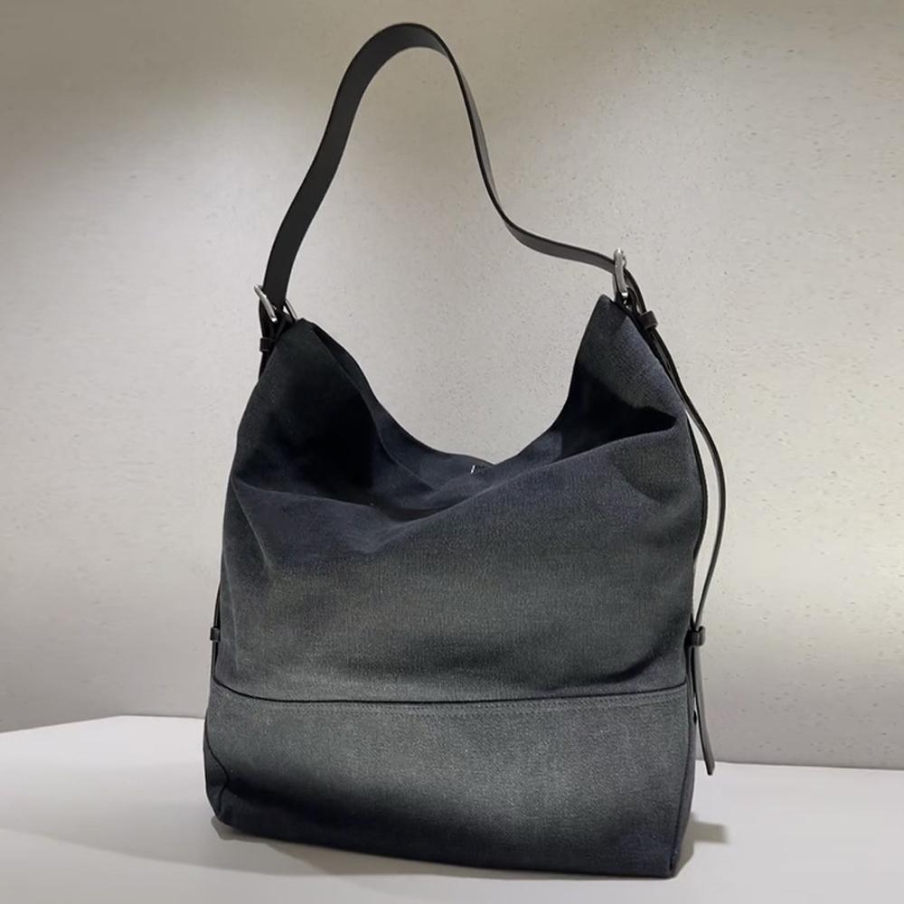 Luxury Designer Women Shoulder Bag, Fashion Bucket Bag for Female, Large Capacity Khaki Office Brifecase Shoulder Bag 35x10x32 чорний
Luxury Designer Women Shoulder Bag, Fashion Bucket Bag for Female, Large Capacity Khaki Office Brifecase Shoulder Bag 35x10x32 чорний