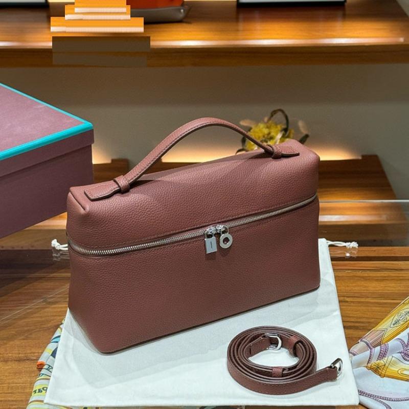 L27 Обкладинка для ланч-боксу Шагренева шкіра Gigi Той самий стиль Одноплечова Кросбоді Маленька сумка з коров ячої шкіри з лічі візерунком Універсальна Темпераментна 27 x 16 x 10cm+without gift box
L27 Обкладинка для ланч-боксу Шагренева шкіра Gigi Той самий стиль Одноплечова Кросбоді Маленька сумка з коров ячої шкіри з лічі візерунком Універсальна Темпераментна 27 x 16 x 10cm+without gift box