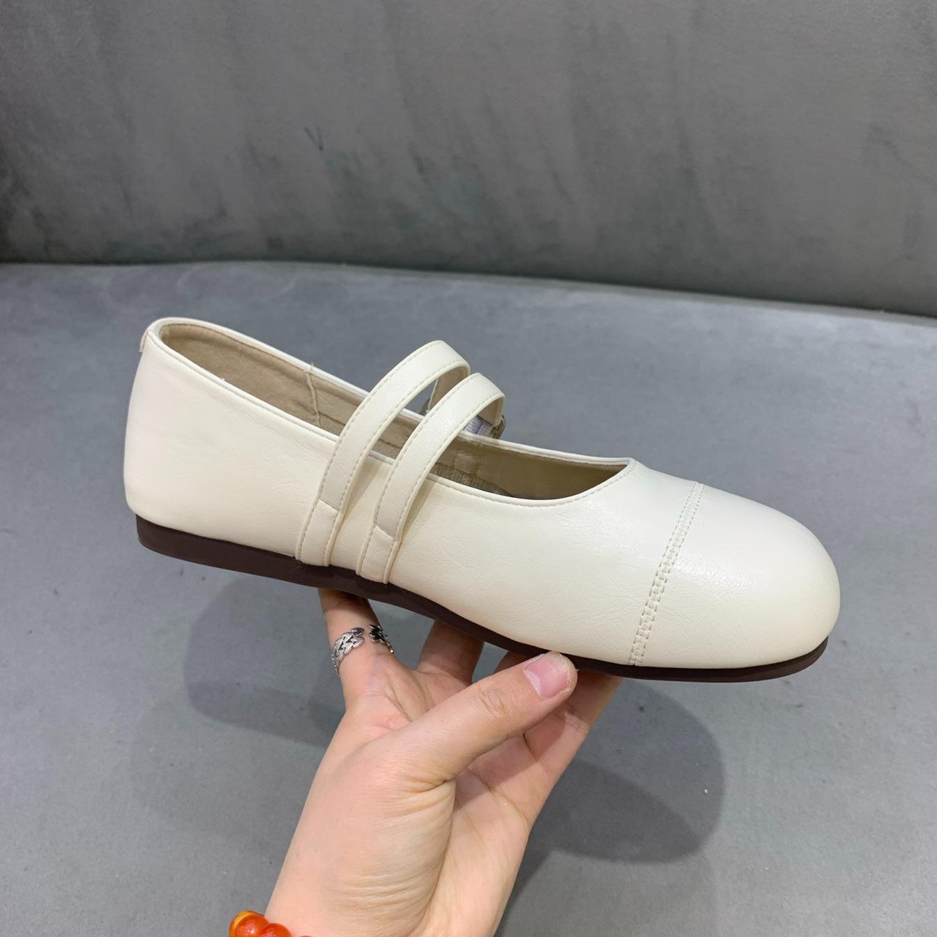 Туфли Мэри Джейн на плоской подошве женские 2025 весна и лето новые ретро нежный ветер с неглубоким вырезом универсальная пряжка с одной перемычкой на мягкой подошве 40
Туфли Мэри Джейн на плоской подошве женские 2025 весна и лето новые ретро нежный ветер с неглубоким вырезом универсальная пряжка с одной перемычкой на мягкой подошве 40