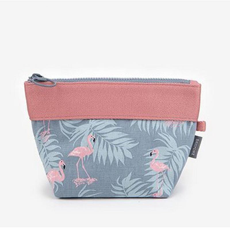 2Pcs Printed Travel Storage Bag Women Cosmetic Makeup Pouch Portable Handbag Multifunctional Sundries Organizer синий
2Pcs Printed Travel Storage Bag Women Cosmetic Makeup Pouch Portable Handbag Multifunctional Sundries Organizer синий