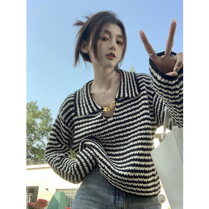 Women s French Hepburn-Style Chain-Design Sweater: Loose Striped Spring Top with Baby Collar XXL
Women s French Hepburn-Style Chain-Design Sweater: Loose Striped Spring Top with Baby Collar XXL