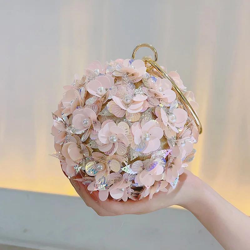 Pink Fairy Style Small Round Handbag Flower Ball Shoulder Crossbody Bag Fresh Sweet PU Leather Zippered Round Bag for Casual
Pink Fairy Style Small Round Handbag Flower Ball Shoulder Crossbody Bag Fresh Sweet PU Leather Zippered Round Bag for Casual