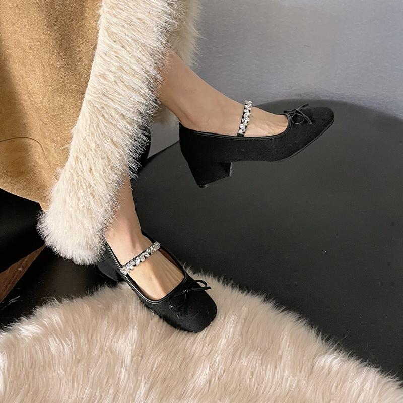 Туфли Мэри Джейн со стразами, женские балетки с бантом, туфли-лодочки с круглым носком, женские лоферы, свадебные туфли для невесты, бант-бабочка 35 чёрный
Туфли Мэри Джейн со стразами, женские балетки с бантом, туфли-лодочки с круглым носком, женские лоферы, свадебные туфли для невесты, бант-бабочка 35 чёрный