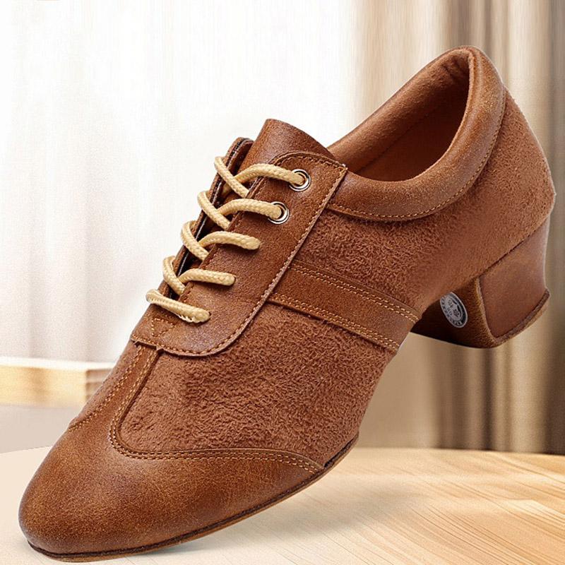 Women Dance Shoe Leather Teacher Shoes Soft sole Low Heel Latin Training Shoe Waltz Dance Shoes Jazz Ballroom Sneakers 3.5cm 34
Women Dance Shoe Leather Teacher Shoes Soft sole Low Heel Latin Training Shoe Waltz Dance Shoes Jazz Ballroom Sneakers 3.5cm 34