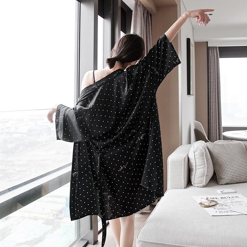 Summer new sexy nightgown pink leopard print nightgown thin pajamas ice silk women s loungewear can be worn outside One size
Summer new sexy nightgown pink leopard print nightgown thin pajamas ice silk women s loungewear can be worn outside One size