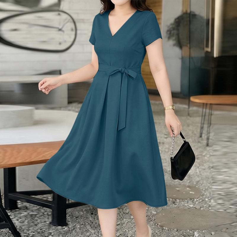 ZANZEA Women Casual V-Neck Solid Color Short Sleeve Dress 5XL темно-синього кольору
ZANZEA Women Casual V-Neck Solid Color Short Sleeve Dress 5XL темно-синього кольору