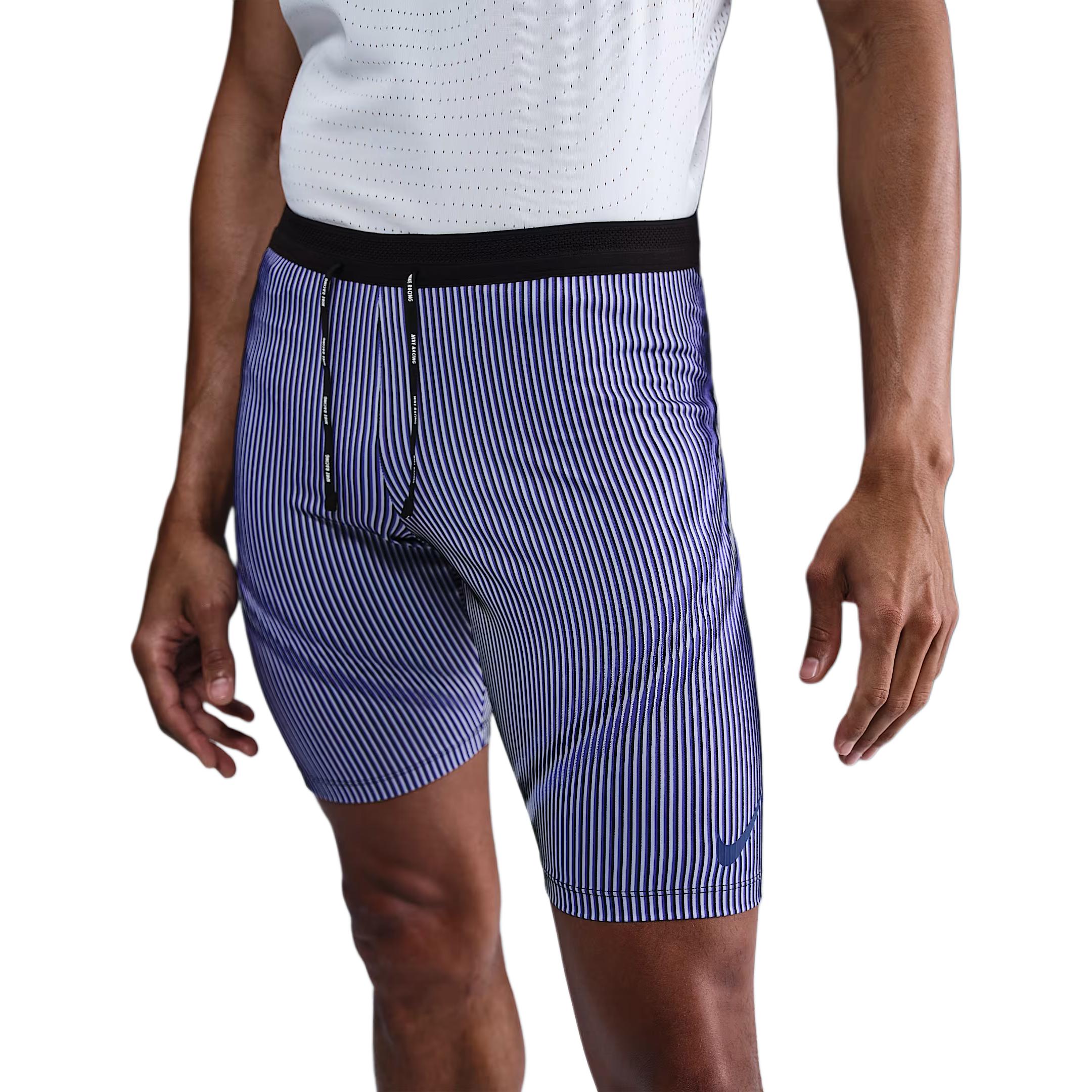 Nike Striped Lace-Up Slim Fit Sports Shorts Men Shorts Blue FN3369-510 XL
Nike Striped Lace-Up Slim Fit Sports Shorts Men Shorts Blue FN3369-510 XL
