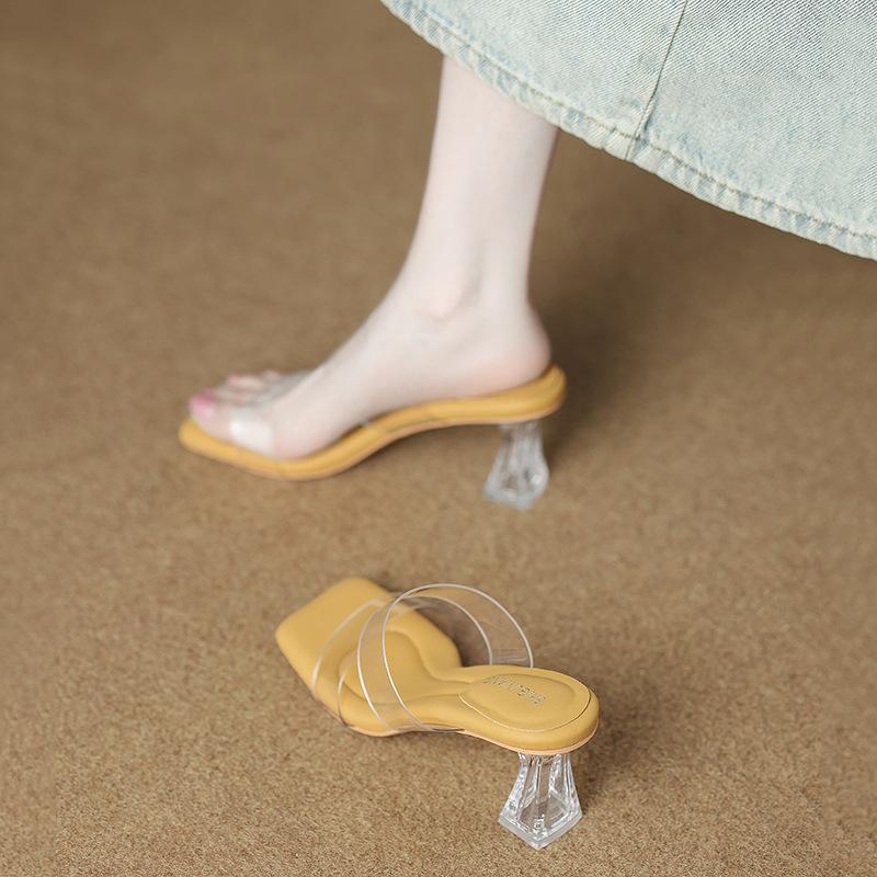Sheepskin version 322-5 not tired feet sandals 2025 summer new cool slippers fashion high heels women s shoes 39 жовтий
Sheepskin version 322-5 not tired feet sandals 2025 summer new cool slippers fashion high heels women s shoes 39 жовтий