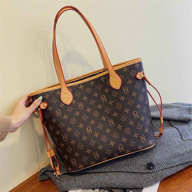 Сумки Женские новые сумки с принтом Модные вместительные наплечные сумки Универсальные сумки-тоут под мышкой коричневый
Сумки Женские новые сумки с принтом Модные вместительные наплечные сумки Универсальные сумки-тоут под мышкой коричневый