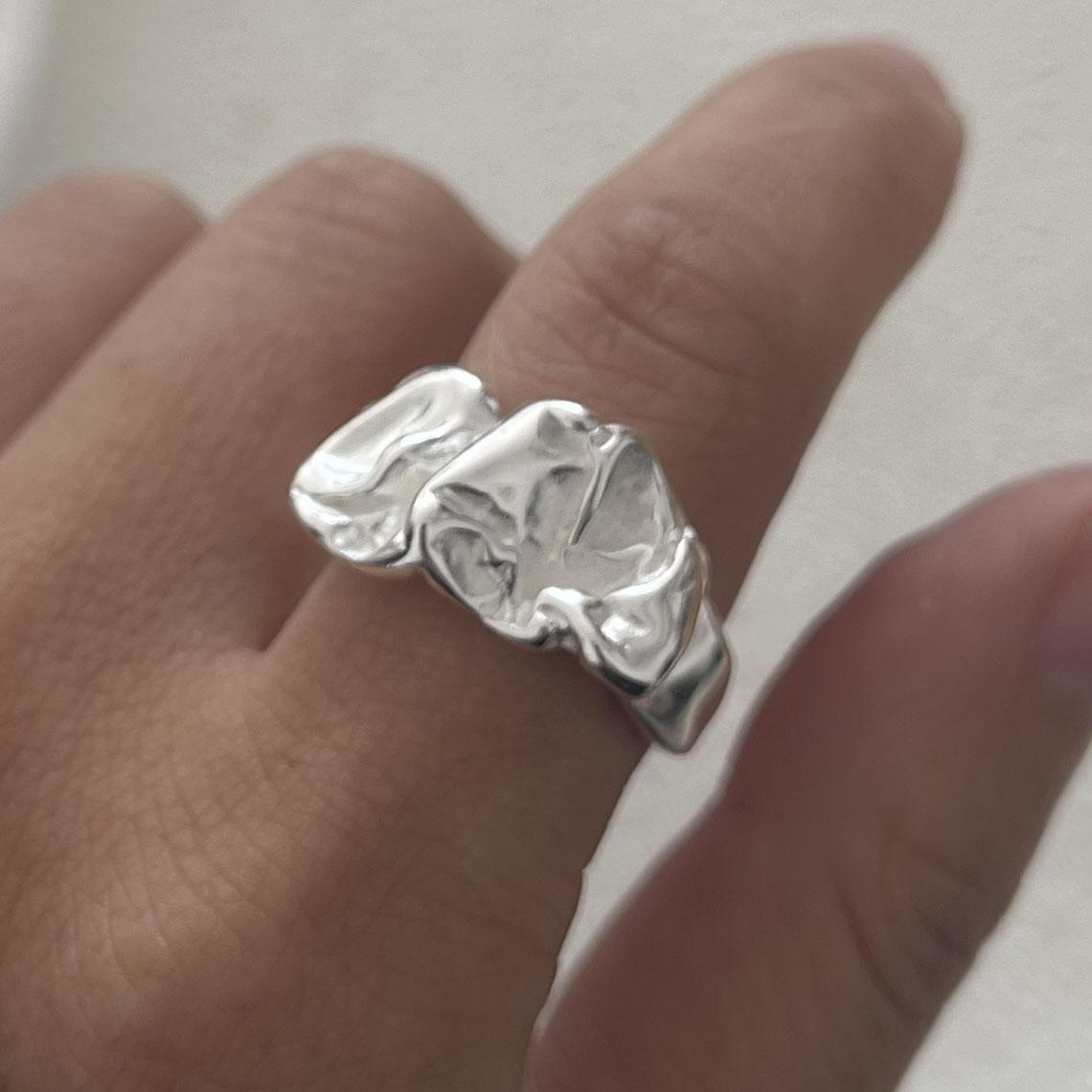 925 Sterling Silver Rings for Women Men Couple Minimalist Handmade Simple Bump Ring Party Jewelry Gift Prevent Allergy resizable
925 Sterling Silver Rings for Women Men Couple Minimalist Handmade Simple Bump Ring Party Jewelry Gift Prevent Allergy resizable