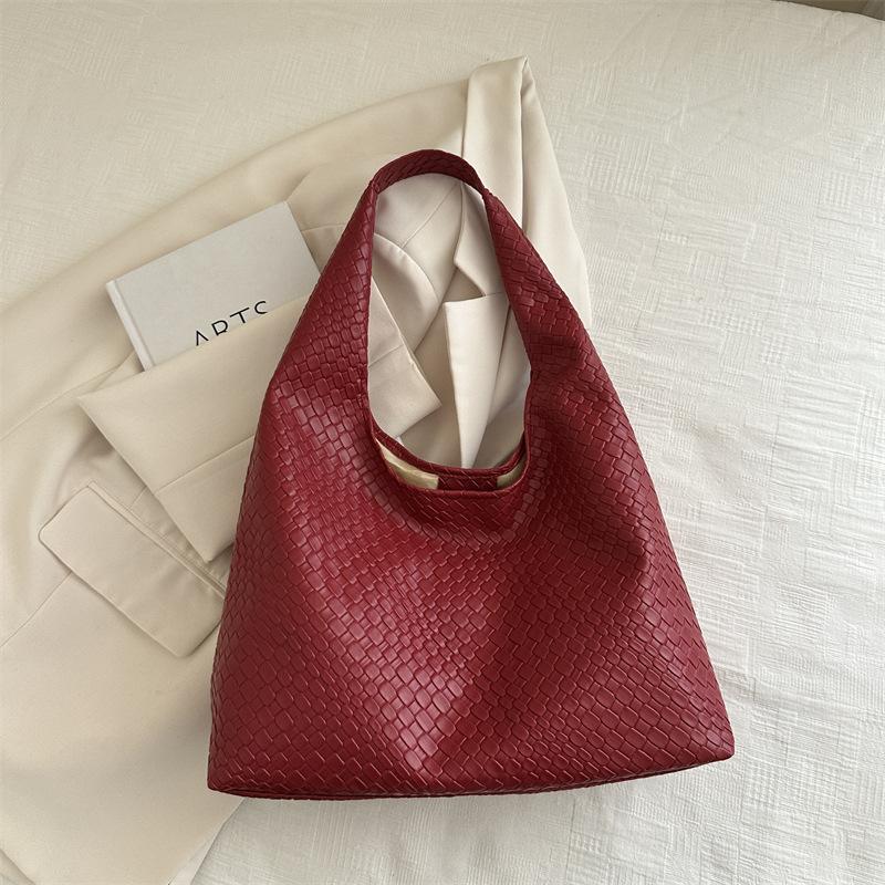 Зимний ретро, популярные женские сумки 2025 нового года, модные портативные сумки через плечо, простые сумки-тоут, трендовые красный
Зимний ретро, популярные женские сумки 2025 нового года, модные портативные сумки через плечо, простые сумки-тоут, трендовые красный