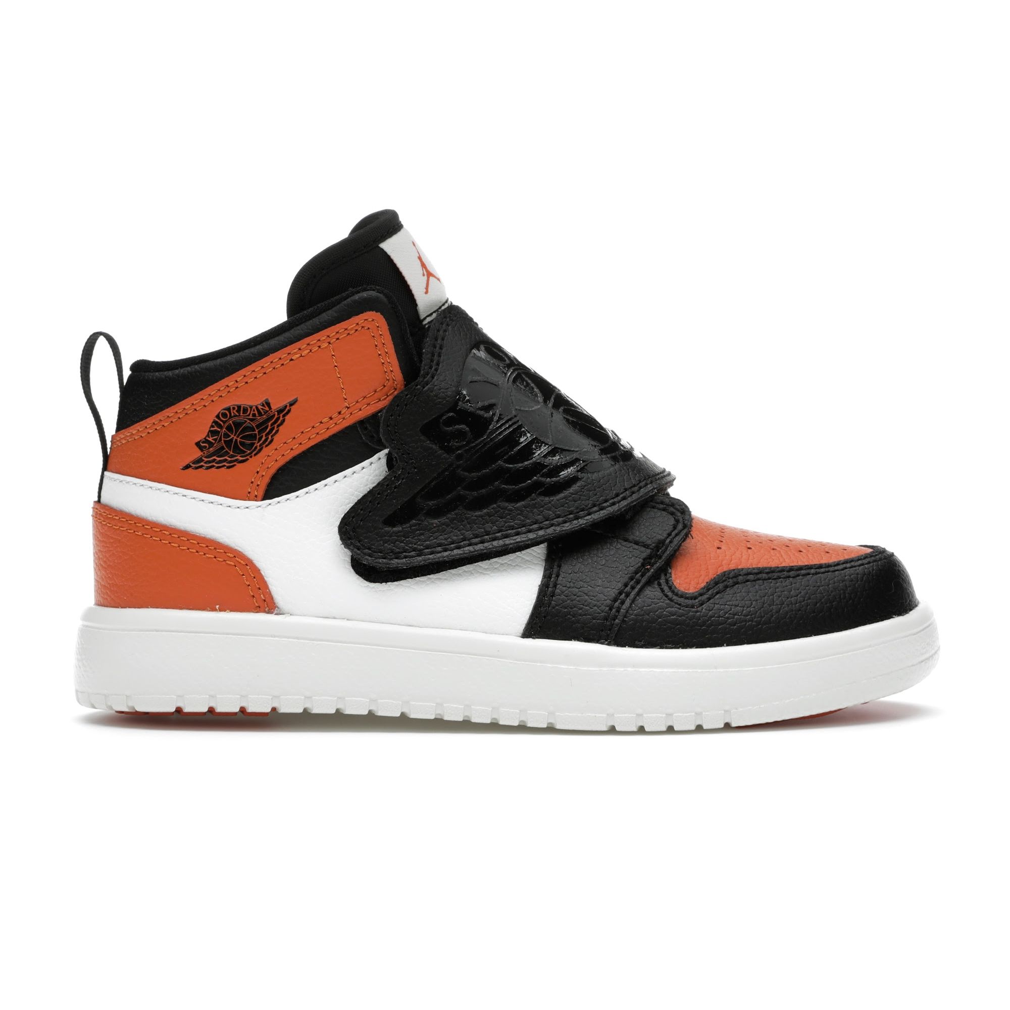 Детские кроссовки Air Jordan Sky Jordan 1 PS Shattered Backboard Black Starfish Sail BQ7197-008
Детские кроссовки Air Jordan Sky Jordan 1 PS Shattered Backboard Black Starfish Sail BQ7197-008