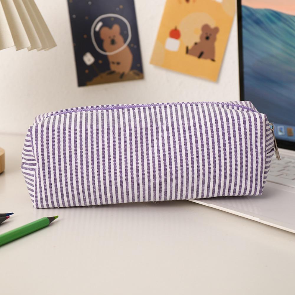 Portable Seersucker Pen Bag Large Capacity Stripe Design Pen Pouch Stationery Organizer Students
Portable Seersucker Pen Bag Large Capacity Stripe Design Pen Pouch Stationery Organizer Students