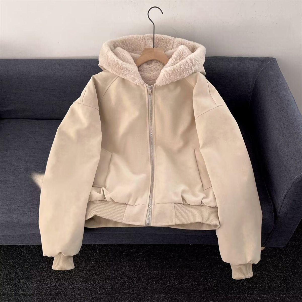 Unisex Hooded Brown Bear Fur Collar Cotton Jacket - Autumn/Winter Warm Velvet-Lined Coat Medium абрикосовий
Unisex Hooded Brown Bear Fur Collar Cotton Jacket - Autumn/Winter Warm Velvet-Lined Coat Medium абрикосовий