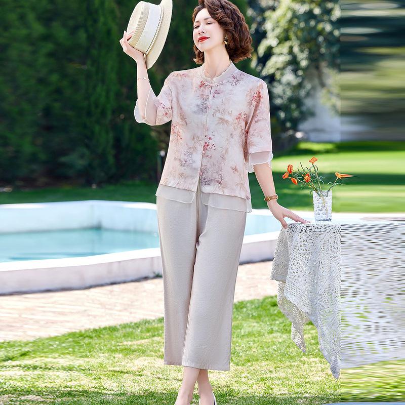 2026 Spring/Summer Women s Floral Print Short-Sleeve Two-Piece Casual Set 3XL (115-130 kg)
2026 Spring/Summer Women s Floral Print Short-Sleeve Two-Piece Casual Set 3XL (115-130 kg)
