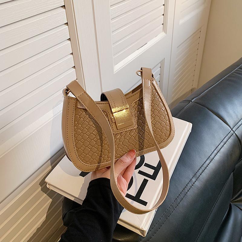 Chic Vintage One Shoulder Bag For Women Fashionable Everyday Use In Black White Brown
Chic Vintage One Shoulder Bag For Women Fashionable Everyday Use In Black White Brown