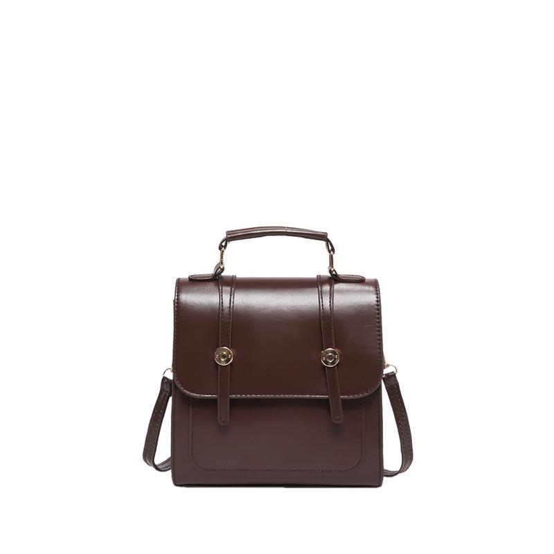 Модний простий темпераментний рюкзак великої місткості жіночий 2024 літній новий іноземний стиль повсякденна сумка жіноча проста сумка через плече коричневий
Модний простий темпераментний рюкзак великої місткості жіночий 2024 літній новий іноземний стиль повсякденна сумка жіноча проста сумка через плече коричневий