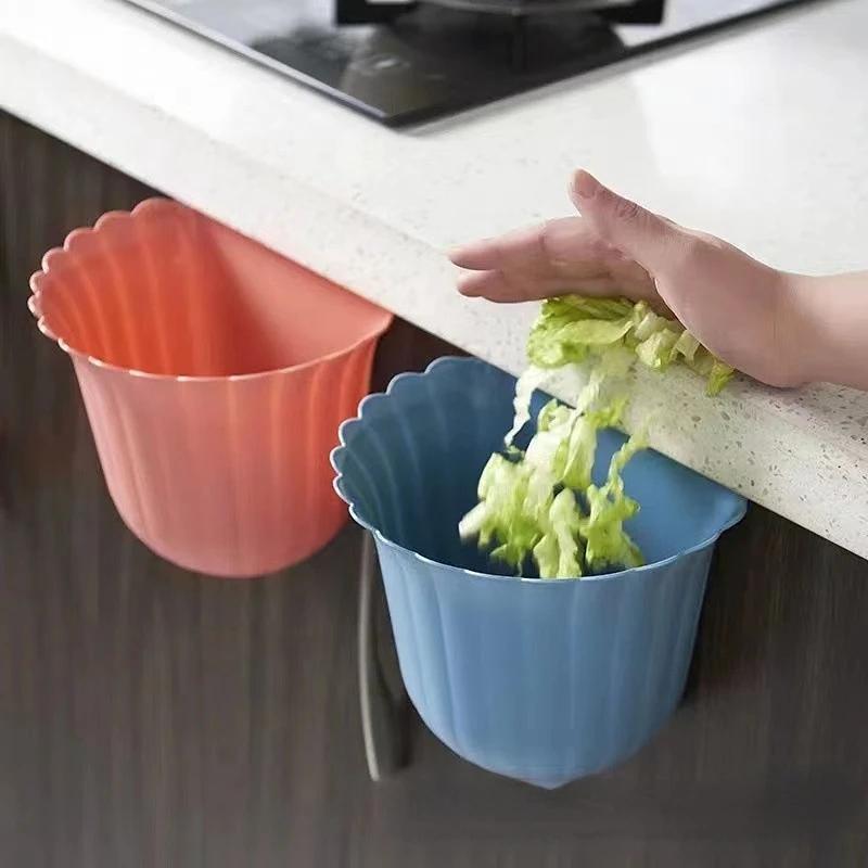 Новый подвесной складной кухонный мусорный бак, мини-мусорный бак для двери кухонного шкафа, подвесная миска для мусора, мусорный бак, контейнер для отходов
Новый подвесной складной кухонный мусорный бак, мини-мусорный бак для двери кухонного шкафа, подвесная миска для мусора, мусорный бак, контейнер для отходов