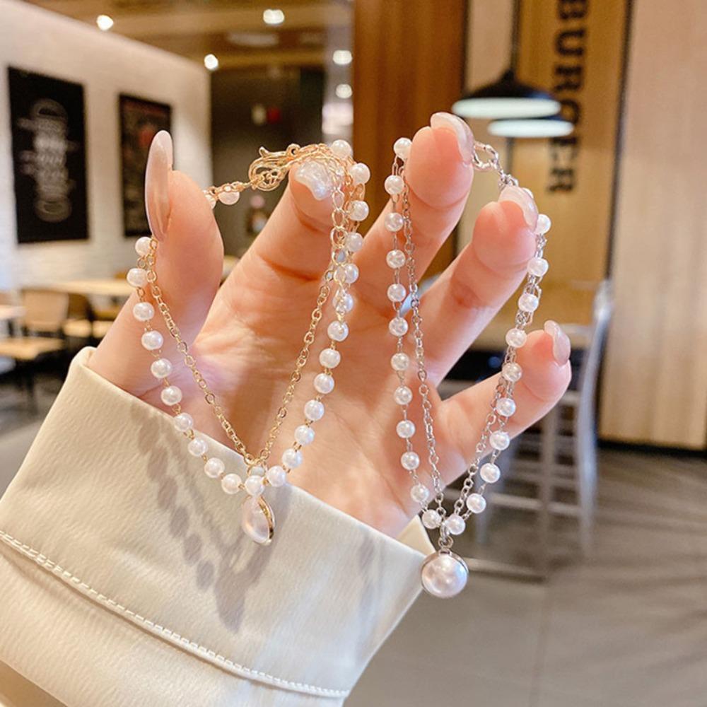 Pendant Clavicle Chains Double Layer Pearl Bracelet Vintage Pearl Choker Necklace Wedding Party Silver-Bracelet
Pendant Clavicle Chains Double Layer Pearl Bracelet Vintage Pearl Choker Necklace Wedding Party Silver-Bracelet