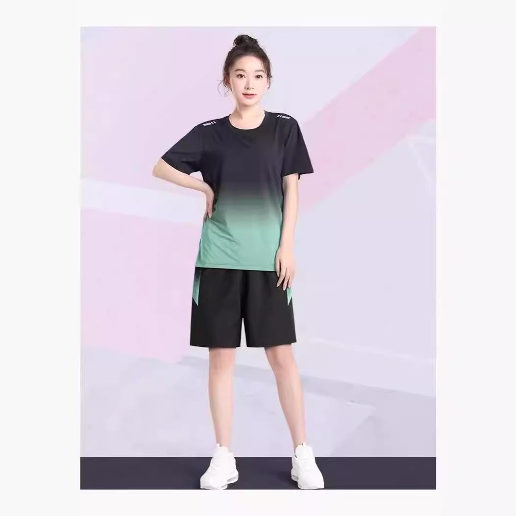 Women s Quick-Dry Sportswear Set: Ice Silk Summer Running & Basketball Outfit with Short-Sleeve Top and Loose Shorts 5XL
Women s Quick-Dry Sportswear Set: Ice Silk Summer Running & Basketball Outfit with Short-Sleeve Top and Loose Shorts 5XL
