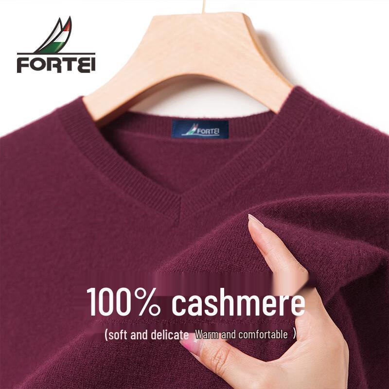 Мужской свитер с V-образным вырезом из 100% кашемира 2XL 54
Мужской свитер с V-образным вырезом из 100% кашемира 2XL 54