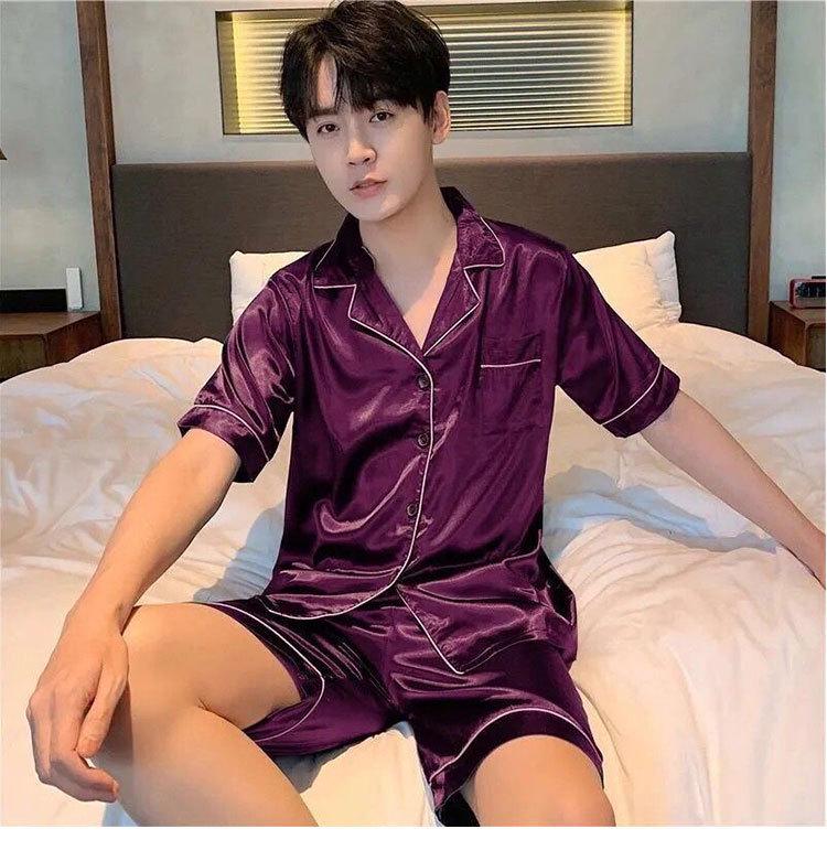 Ice Silk Long Sleeve Men s Pajamas Set - Stylish Loose Fit for Spring and Autumn XL
Ice Silk Long Sleeve Men s Pajamas Set - Stylish Loose Fit for Spring and Autumn XL
