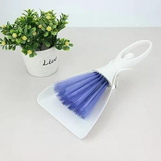 Angel Car Interior Cleaning Set: Dustpan, Crevice Brush, and Dashboard Air Vent Brush
Angel Car Interior Cleaning Set: Dustpan, Crevice Brush, and Dashboard Air Vent Brush