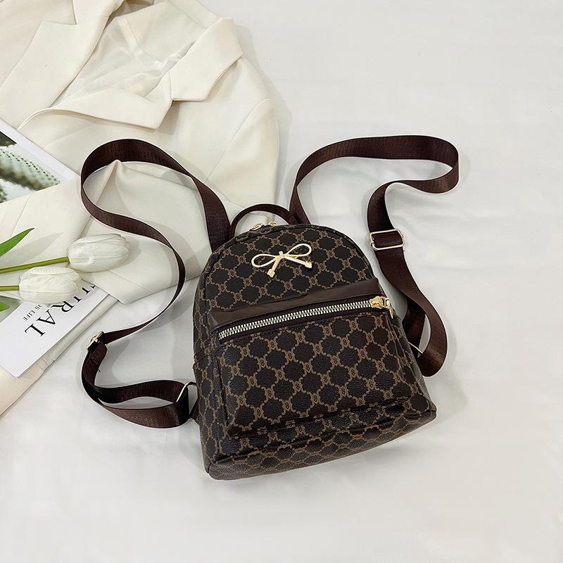 Premium sense универсальный повседневный рюкзак большой вместимости женский новый легкий рюкзак
Premium sense универсальный повседневный рюкзак большой вместимости женский новый легкий рюкзак