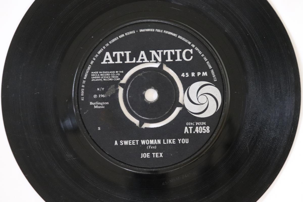 7inch Record JOE TEX - A Sweet Woman Like You / Close The AT4058 Atlantic 1965 UK Soul/Funk Used
7inch Record JOE TEX - A Sweet Woman Like You / Close The AT4058 Atlantic 1965 UK Soul/Funk Used