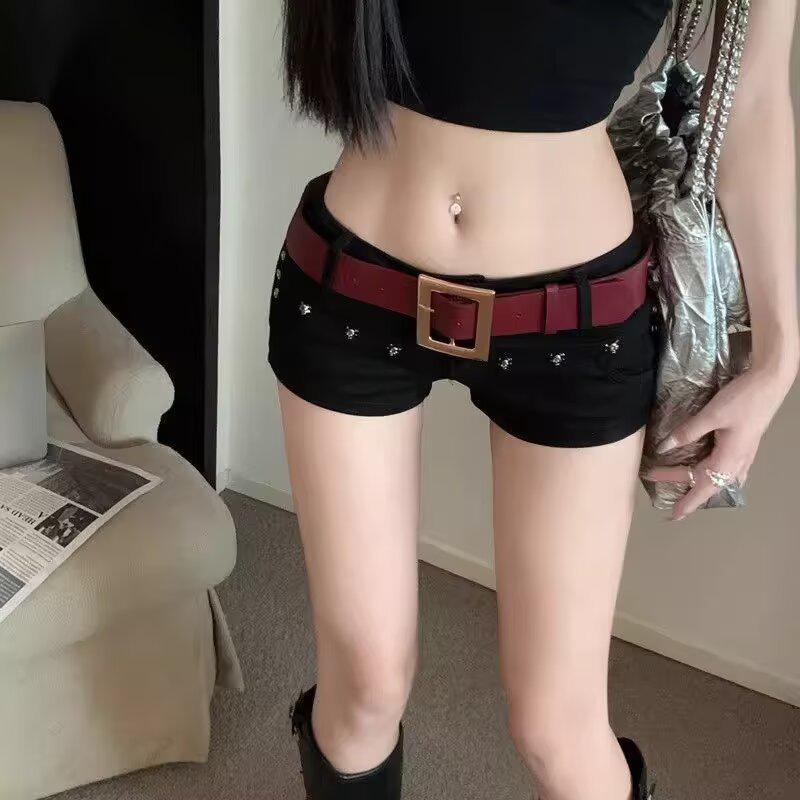 Black Sexy Low-Waisted Petite Summer Hot Pants - Slimming, Wide-Leg Casual Shorts XL: Height 155-165cm (121-131 lbs)
Black Sexy Low-Waisted Petite Summer Hot Pants - Slimming, Wide-Leg Casual Shorts XL: Height 155-165cm (121-131 lbs)