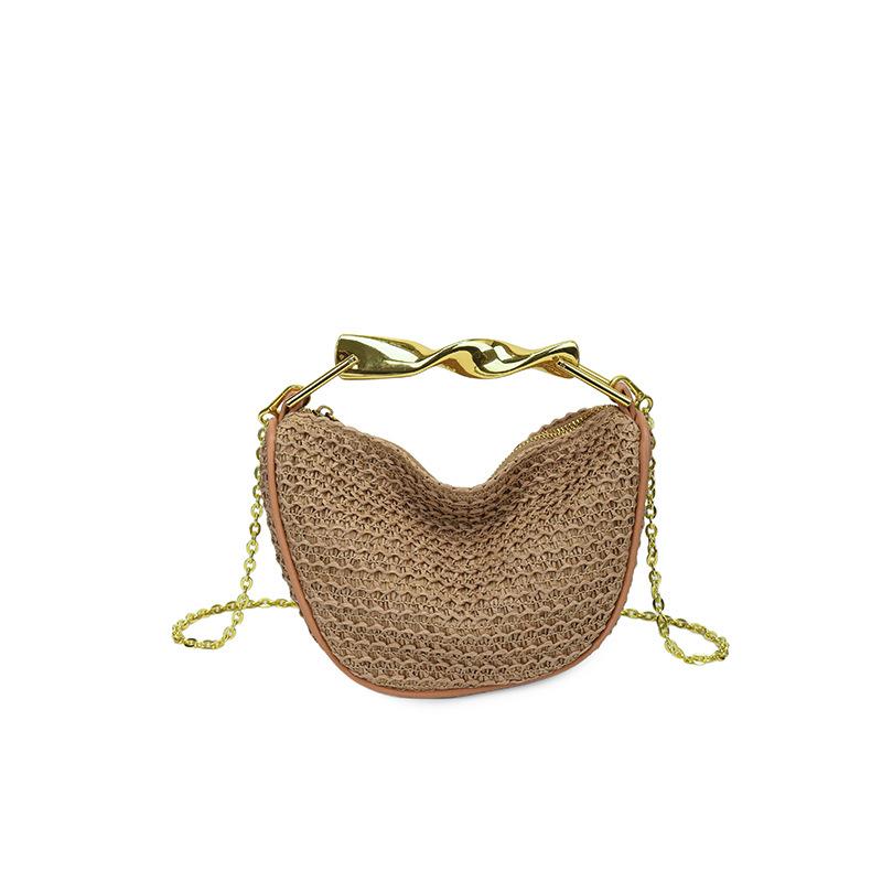 2026 Summer New Women s Shoulder Bag Woven Metal Handle Mini Crossbody Zipper Casual Fashion Elegant Street Trend Bags
2026 Summer New Women s Shoulder Bag Woven Metal Handle Mini Crossbody Zipper Casual Fashion Elegant Street Trend Bags